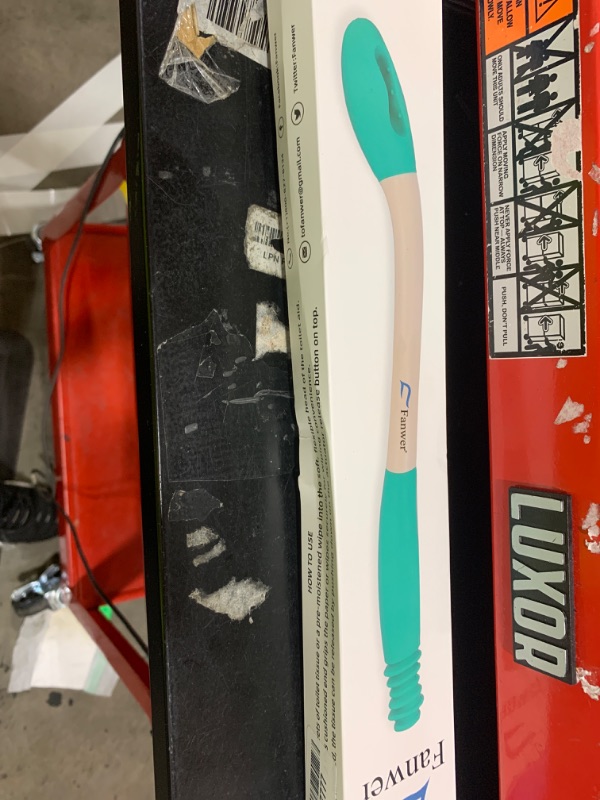 Photo 1 of Fanwer Toilet Aids Tools,Long Reach Comfort Wipe,Extends Your Reach Over 15" Grips Toilet Paper or Pre-Moistened Wipes