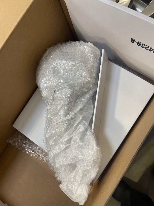 Photo 1 of Delta Faucet 5-Setting HydroRain 2-in-1 Dual Shower Head with ProClean Spray, Satin Nickel Round Shower Head with Hose, Hand Held Shower Head, Satin Nickel 75419SN
