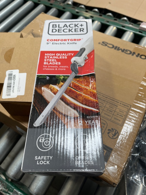 Photo 1 of BLACK+DECKER 9 inch Electric Carving Knife, Comfort Grip Handle & Safety Lock Button, Stainless Steel Blades and Dishwasher Safe Parts, White