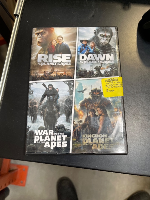 Photo 1 of Planet of the apes collection