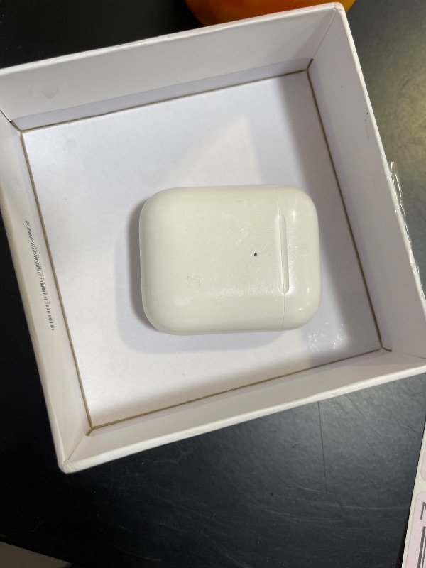 Photo 1 of Apple Airpods MRXJ2 with Wireless Charging Case - White (Airpods 2)
