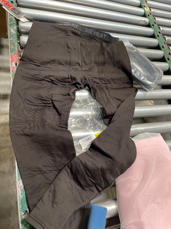 Photo 1 of 32 heat pants size m