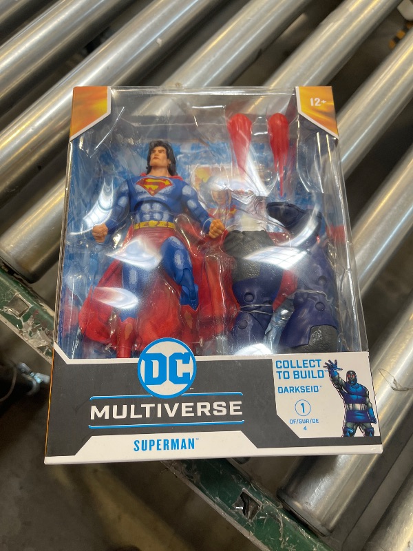 Photo 1 of McFarlane Toys - DC Multiverse Superman (Justice League Task Force) 7in Build-A Figure