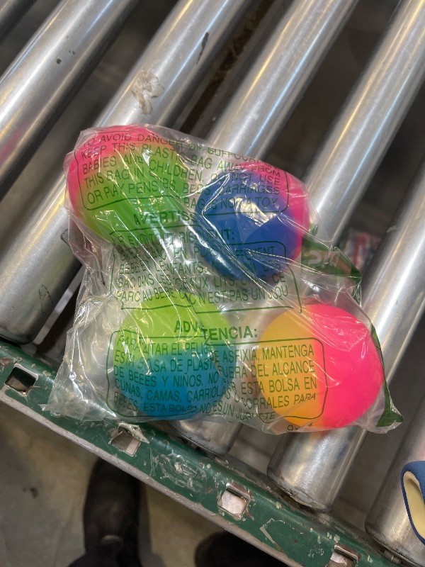 Photo 1 of Rubber balls
