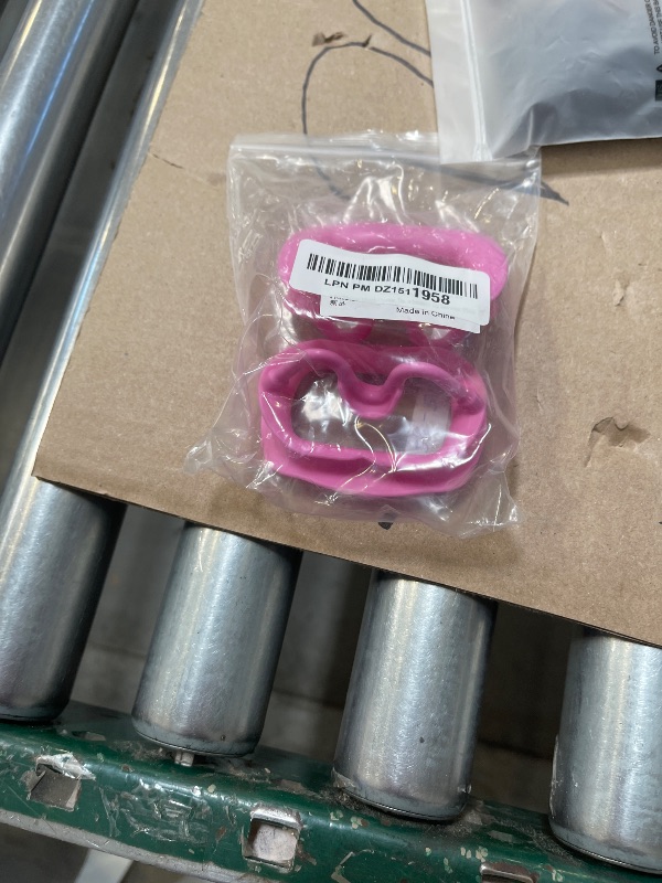 Photo 1 of 3 Pcs Silicone Mouth Opener, Dental Cheek Retractor for Teeth Whitening,Reusable Intraoral Lip Retractor (Pink)