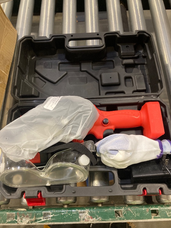 Photo 1 of Cordless Mini Chainsaw 