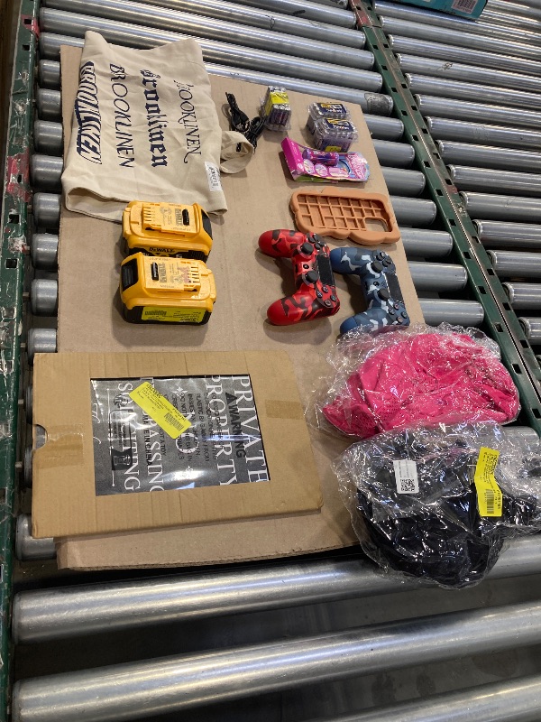 Photo 1 of box lot misc items 