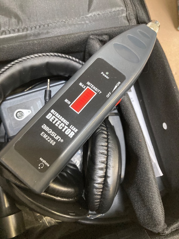 Photo 1 of ALLOSUN Ultrasonic Leak Detector Transmitter Air Water Dust Leak Detector 36-44KHz Valve Pipe Crack Locator Refrigerant Halogen Gas Leak