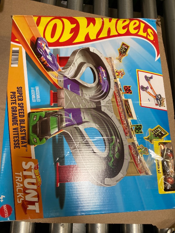 Photo 1 of Hot Wheels Track Set Super Speed Blastway Playset, Dual-Track Racing for 1 or 2 Players, Includes 1:64 Scale Toy Car
