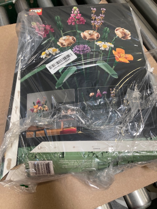 Photo 1 of LEGO Icons Flower Bouquet Building Set - Artificial Flowers for Decoration for Home and Display, Ages 18+ - Small Fake Flowers for Table, Desk, Office - Gift for Graduation - 10280