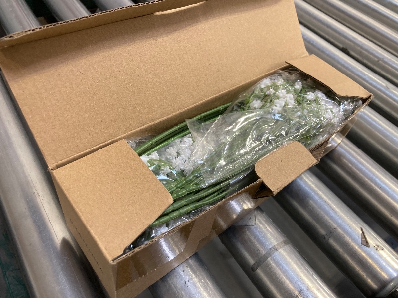 Photo 1 of LYLYFAN Babys Breath Artificial Flowers,12 Pcs Gypsophila Real Touch Flowers for Wedding Party Home Garden Decoration