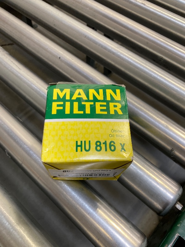 Photo 1 of MANN-FILTER HU 816 Z KIT Oil Filter - Cartridge