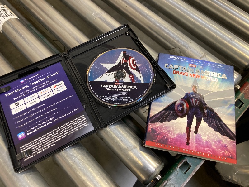 Photo 1 of Captain America: Brave New World - 4K + Blu-ray + Digital [4K UHD]
