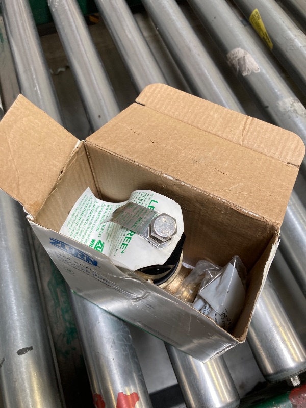 Photo 1 of Zurn Wilkins 1-NR3XL 1" NR3XL Pressure Reducing Valve Single Union Female x Female NPT Connection