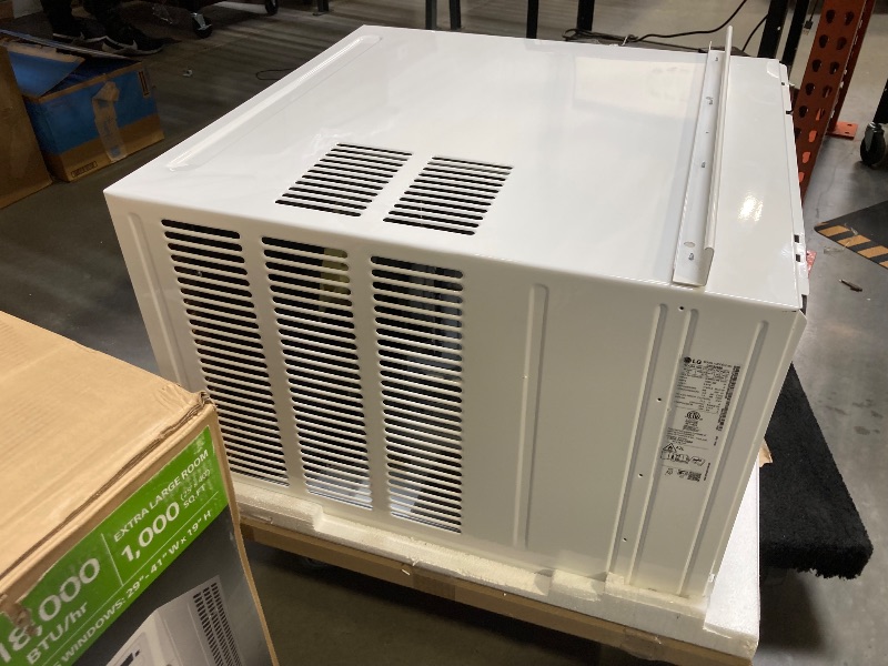 Photo 1 of LG - 18,000 BTU 230V Window Air Conditioner - White