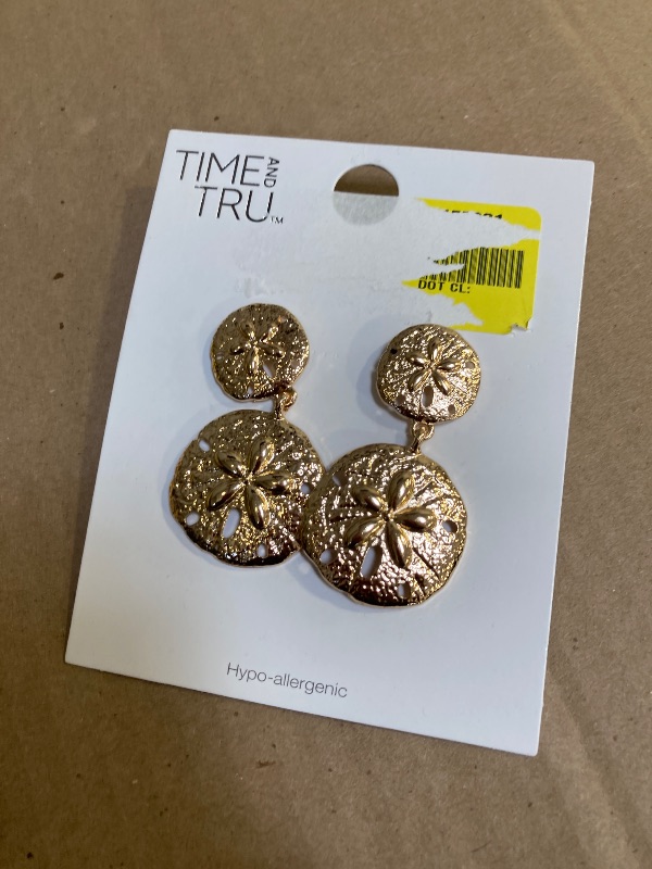 Photo 1 of Huge Mega Nautical Sand Dollar Ocean Earrings 3" USA Fashion Earrings for Women Trendy Accessories for Women Stylish Additions