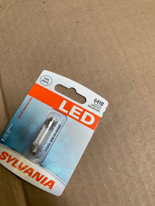 Photo 1 of SYLVANIA 6418 WHITE SYL LED Mini Bulb 1 Pack 