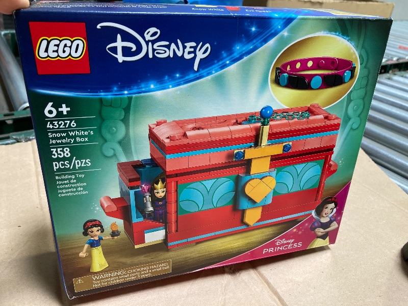 Photo 1 of LEGO ? Disney Snow White’s Jewelry Box, Snow White and The Evil Queen Mini Doll Figures, Building Disney Toy for Kids, Birthday Gift for 6 Years Old Girls and Boys, Play Disney Bracelet, 43276