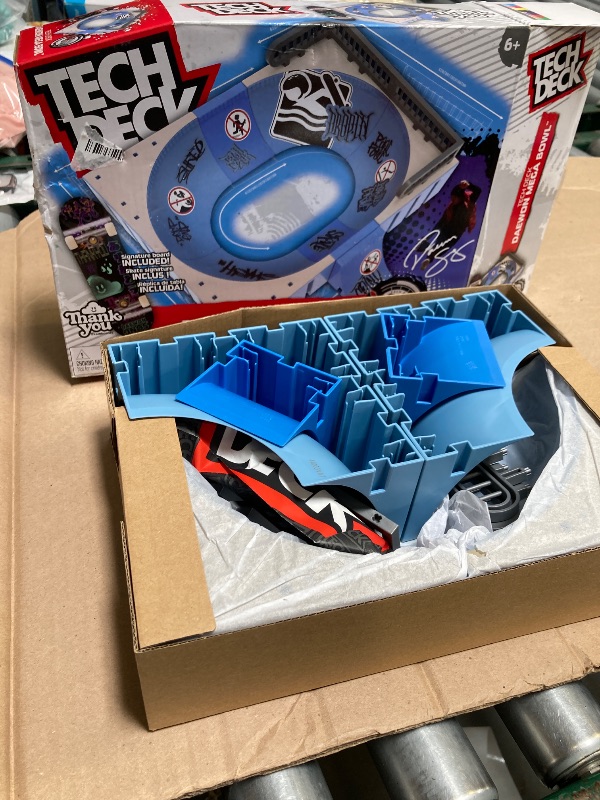Photo 1 of Tech Deck, Daewon Mega Bowl, X-Connect Park Creator, Customizable and Buildable Ramp Set with Exclusive Fingerboard, Kids Toy for Ages 6 and up