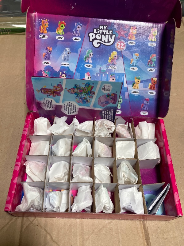 Photo 1 of My Little Pony Mini World Magic Meet The Minis Collection Set with 22 Figures, for Kids Ages 5 and Up (Amazon Exclusive)