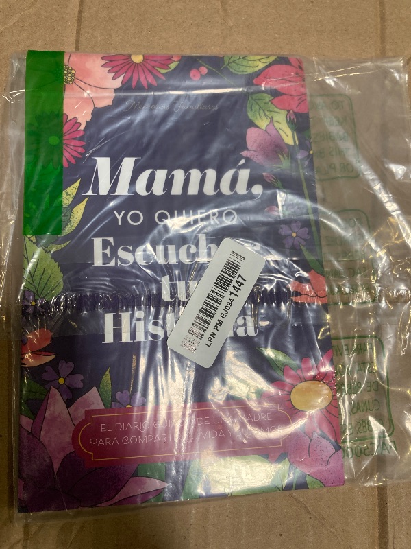 Photo 1 of Mamá, Quiero Escuchar tu Historia: Una Madre Diario Guiado Comparte tu Vida y su Amor (Spanish Edition)