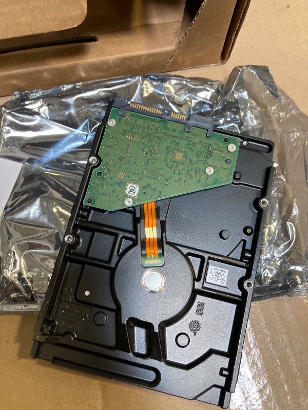 Photo 1 of Seagate Skyhawk 4TB Video Internal Hard Drive HDD – 3.5 Inch SATA 6Gb/s 64MB Cache for DVR NVR Security Camera System with Drive Health Management and in-House Rescue Services (ST4000VXZ16/016)
