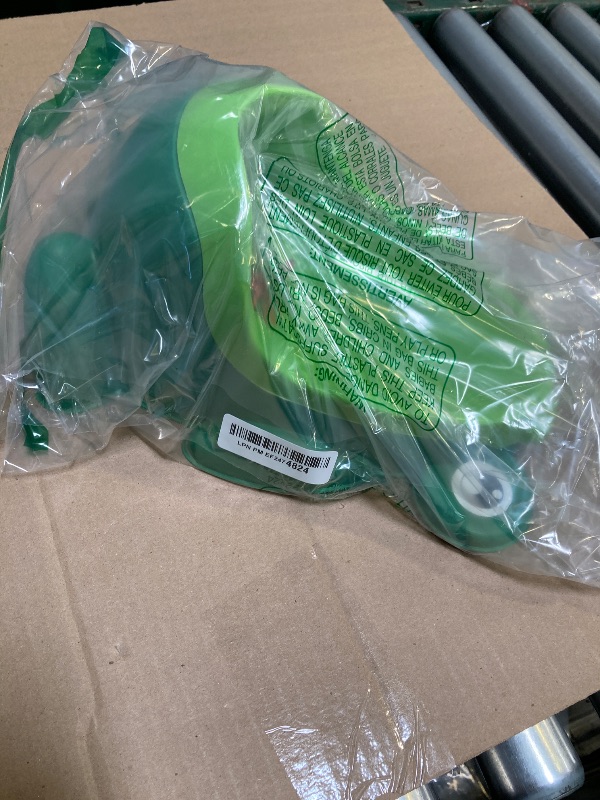 Photo 1 of Frog Pee Training,Cute Potty Training Urinal for Boys with Funny Aiming Target,Green Urinals for Toddler Boy