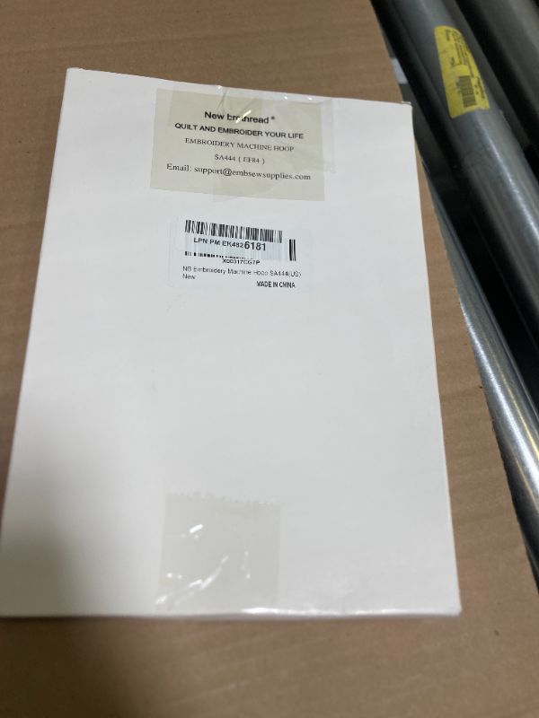 Photo 1 of New brothread Embroidery Machine Hoop SA444 with 5"x7" Embroidery Area for Brother PE900 SE2000 PE800 SE1900 SE1950 PE780D 770 700 750D SE1800 Innovis1250D/1200 PC8500 Babylock Accord Emore Ellure