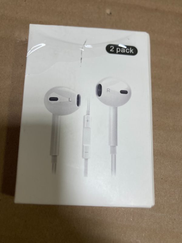 Photo 1 of USB C Headphones for iPhone 16 15, 2 Pack Type C Wired Earbuds with Microphone & Remote Control Noise Cancelling Earphones Compatible with iPhone 16 15 Pro Max, iPad Pro, Galaxy S25 S24, Pixel 9 8 7