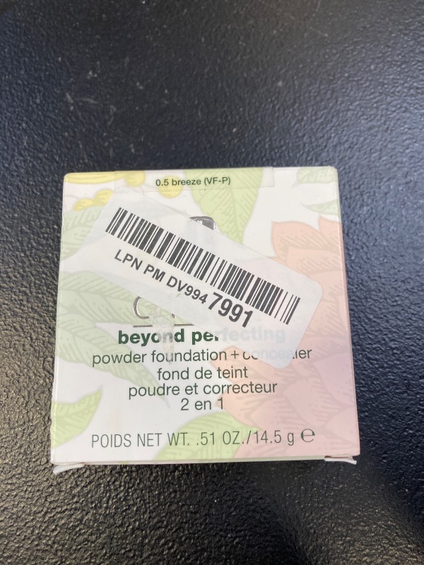 Photo 1 of Clinique Beyond Perfecting Powder Lightweight Full Coverage Foundation + Concealer For Dry Combination to Oily Skin Types, Breeze, 0.51 Ounce