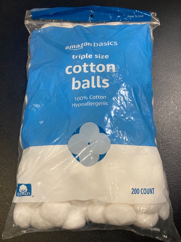 Photo 1 of Amazon Basics Cotton Balls for Skincare, 200 Count (Previously Solimo)