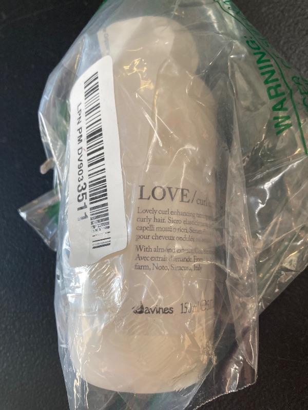 Photo 1 of Davines LOVE Curl Cream, Weightless Curl Defining Leave-On Serum For Curly And Wavy Hair, Residue-Free Softness and Shine, 5.07 Fl Oz
