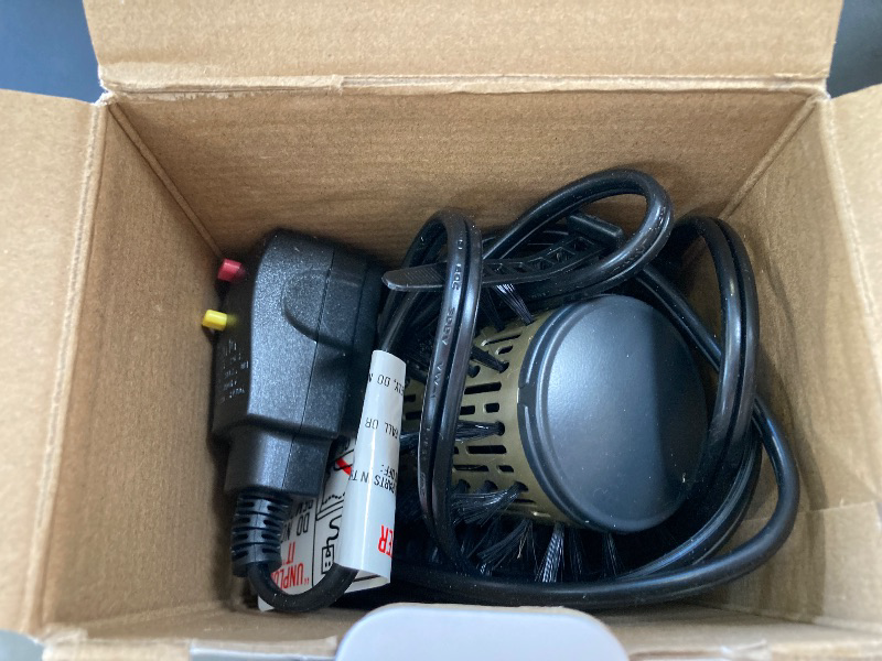 Photo 1 of INFINITIPRO BY CONAIR Hot Air Styling Brush Set with 2-Inch and 1.5-Inch Bristles