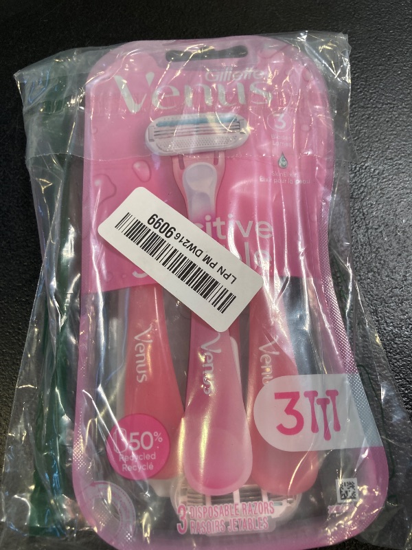 Photo 1 of Gillette Venus Sensitive Women's Disposable Razors - Single Package of 3 Razors