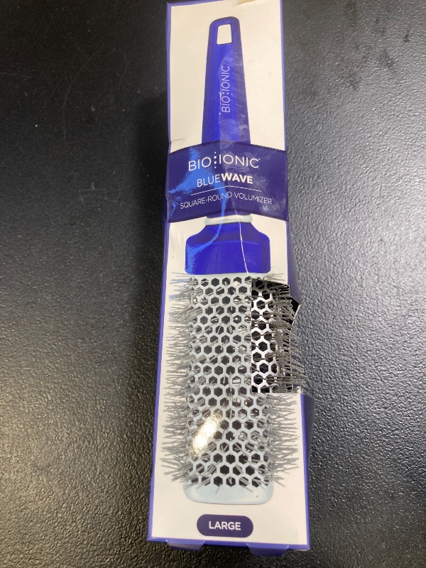 Photo 1 of BIO IONIC Bluewave Nanoionic Conditioning Brush, Large