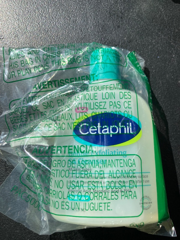 Photo 1 of Cetaphil Gentle Exfoliating SA Cleanser, Foaming Gel Cleanser for All Skin Types, 8 Oz Pump Bottle, Salicylic Acid, Mandelic Acid & Gluconolactone, Gently Exfoliates, Dermatologist Recommended Brand