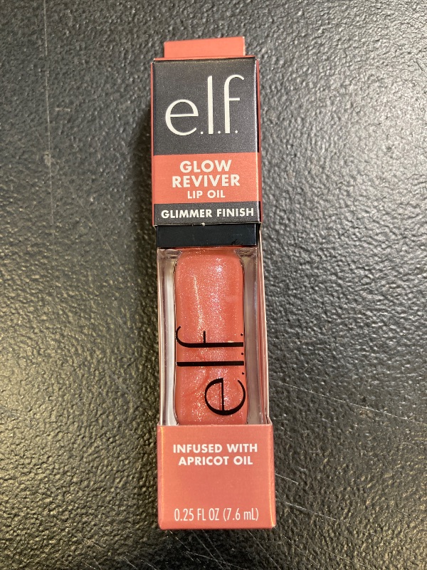 Photo 1 of e.l.f. Glow Reviver Lip Oil, Nourishing and Hydrating with High-Shine Glimmer Finish & Sheer Wash Of Color, Minty Scent, Non-Sticky, Vegan & Cruelty-free, Princess Cut