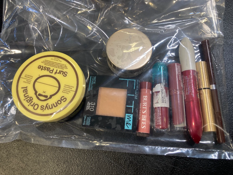 Photo 1 of Makeup Beauty Bundle / Final Sale