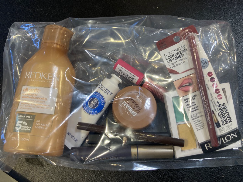 Photo 1 of Makeup Beauty Bundle / Final Sale