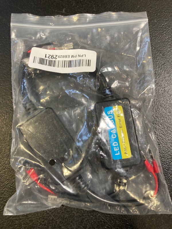 Photo 1 of H1/H3/H7 LED Anti Flicker Capacitor Error Code Computer Warning Canceller LED Resistor Canbus Decoder (Pack of 2)