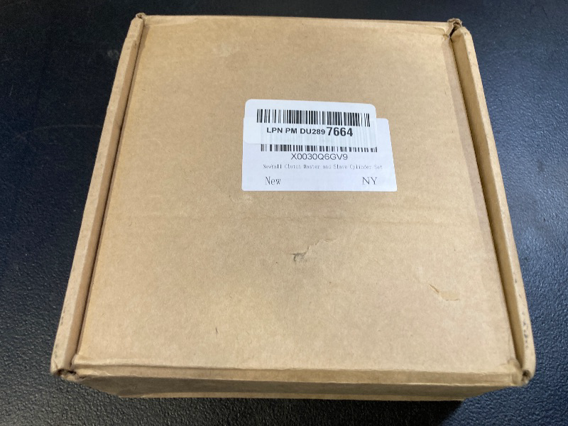 Photo 1 of NewYall Clutch Master and Slave Cylinder Set for Toyota Pickup 2.4L 1988-1995