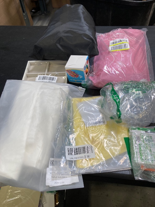 Photo 1 of BAG  LOT. MISC. ITEMS
---FINAL SALE / NO RETURNS ---