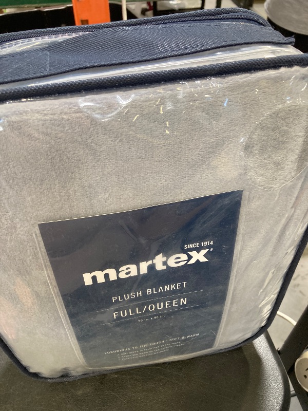 Photo 1 of Martex Plush Blanket