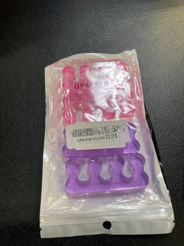 Photo 1 of 4 Pcs Toe Separators for Pedicure,Toe Separators for Women,Easy Finger and Toenail Polish Grooming,Soft Gel Toe Spacers Pedicure Kit,Pedicure Toe Separators for Separating Toenails or Nails