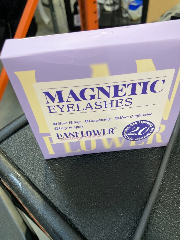 Photo 1 of Magnetic Eyelashes with Applicator Reusable Magnetic Lashes No Glue Needed Magnetic Eyelashes without Eyeliner Cat Eye Natural Look Magnetic Eyelashes Magnetic Lashes by Lanflower