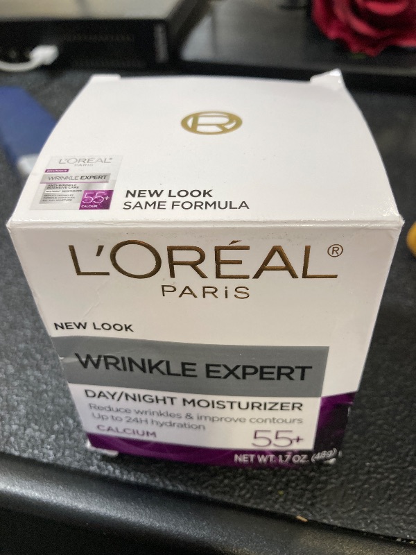 Photo 1 of L'Oreal Paris Wrinkle Expert 55+ Anti-Aging Face Moisturizer with Calcium, Non-Greasy, Suitable for Sensitive Skin 1.7 fl. oz