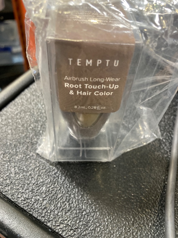 Photo 1 of Temptu Airpod Airbrush Root Touch-Up & Hair Color, 1 Fl Oz