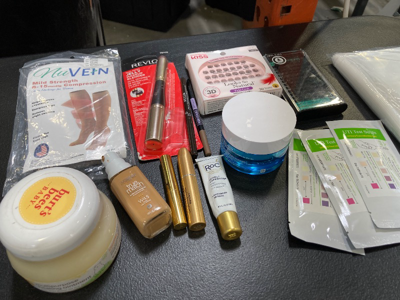 Photo 1 of Cutie! Beauty Bundle!
----final sale / no returns 