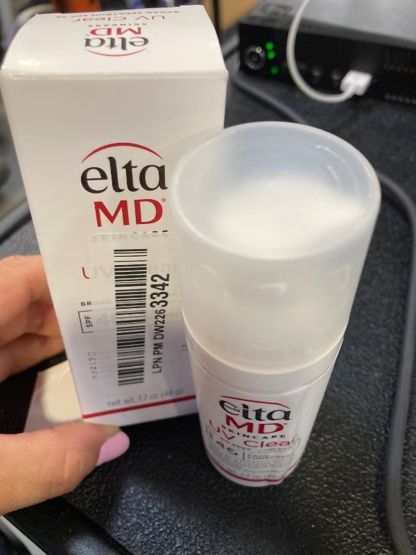 Photo 1 of EltaMD UV Clear Face Sunscreen SPF 46, Oil Free for Face with Zinc Oxide, Dermatologist Recommended Sunscreen Lotion, For Acne-Prone Sensitive Skin, 1.7 oz Pump