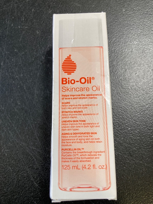 Photo 1 of Bio-Oil Skincare Body Oil Serum for Scars and Stretch Marks, Face and Body Moisturizer with Vitamin E & A for Sensitive Dry Skin, Dermatologist Recommended, Non-Comedogenic, 4.2 Oz
